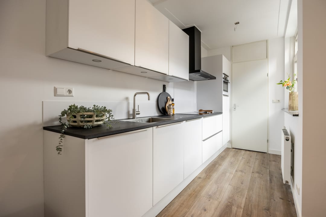 Photo 8 of Romolenstraat 39