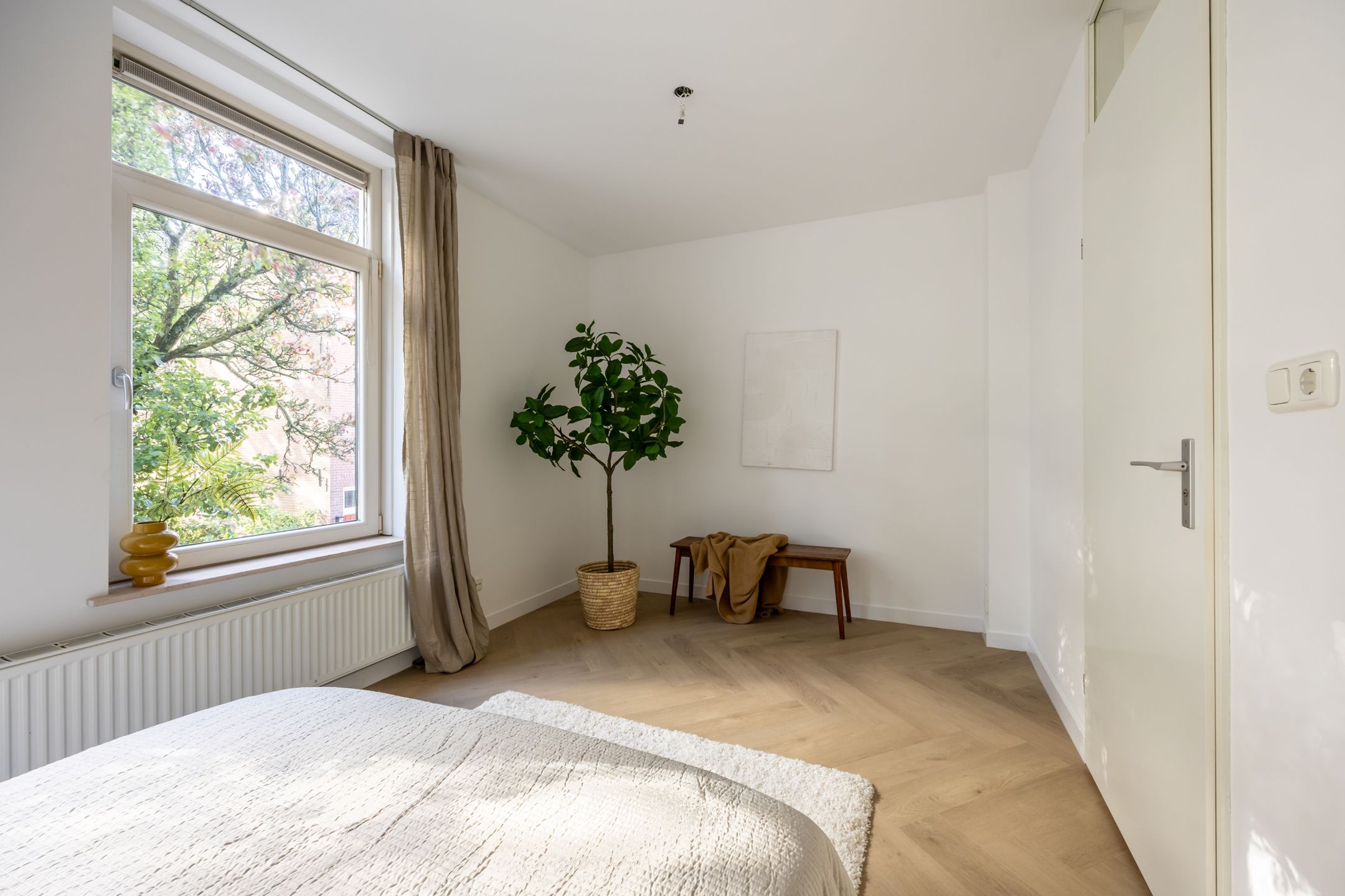 Photo 15 of Romolenstraat 39