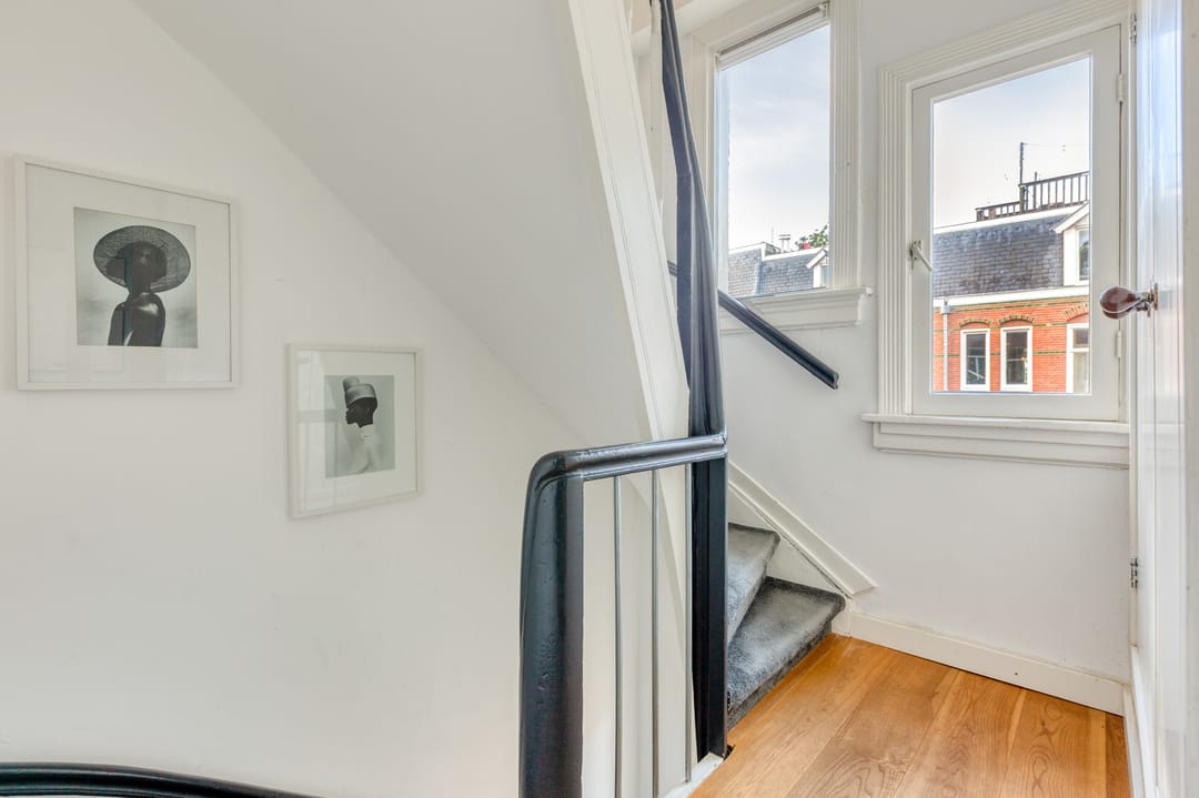 Photo 11 of Van Bossestraat 43-3