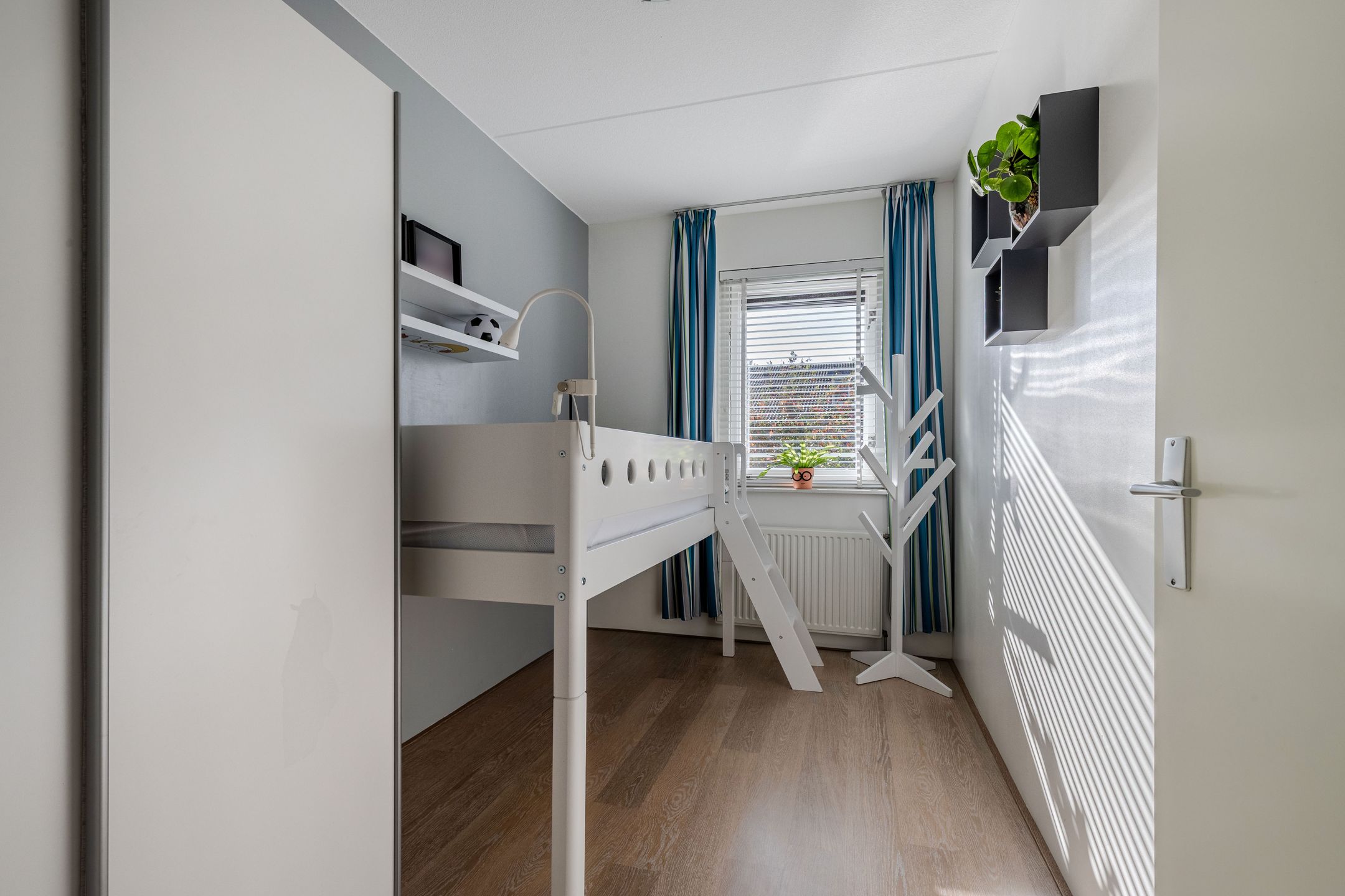 Photo 21 of Capellestraat 120