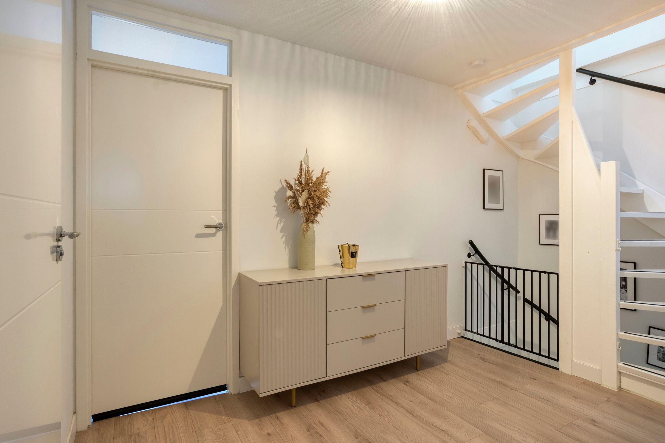 Photo 18 of Rossinistraat 14