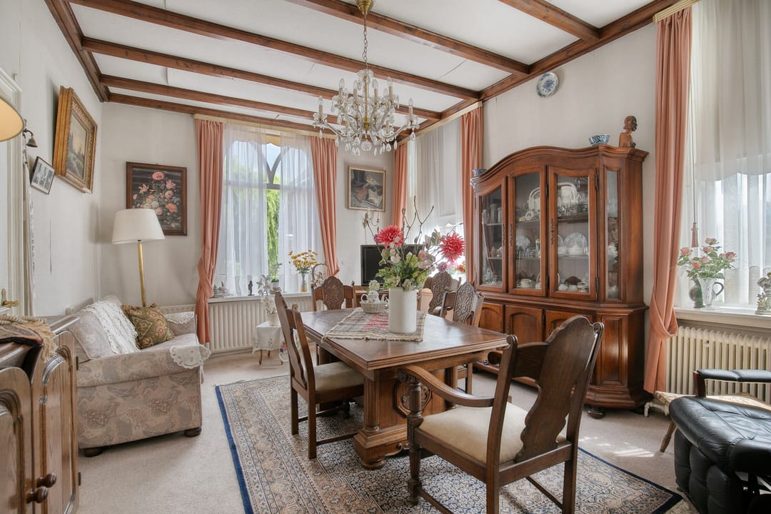 Photo 11 of Raadhuisstraat 39