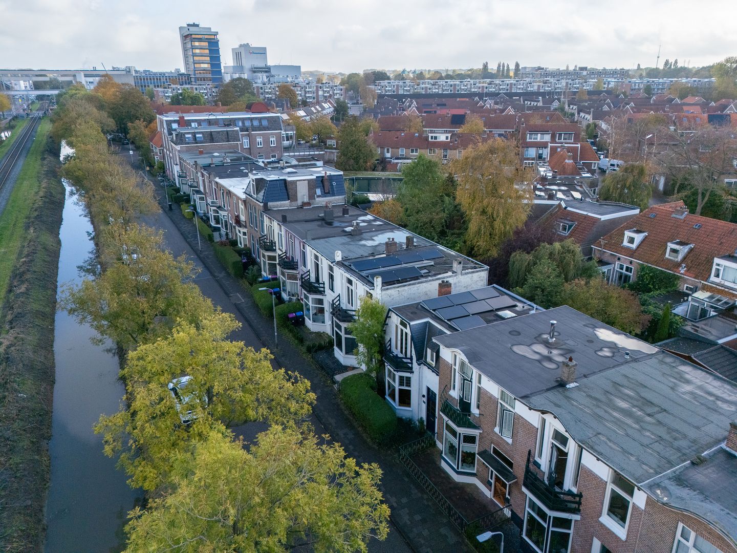 Photo 65 of Spoorstraat 122
