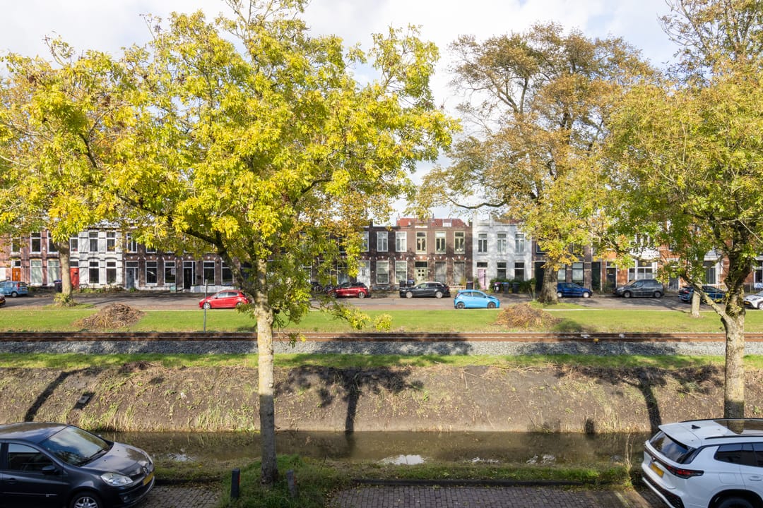 Photo 52 of Spoorstraat 122