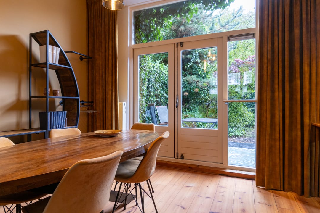 Photo 31 of Spoorstraat 122