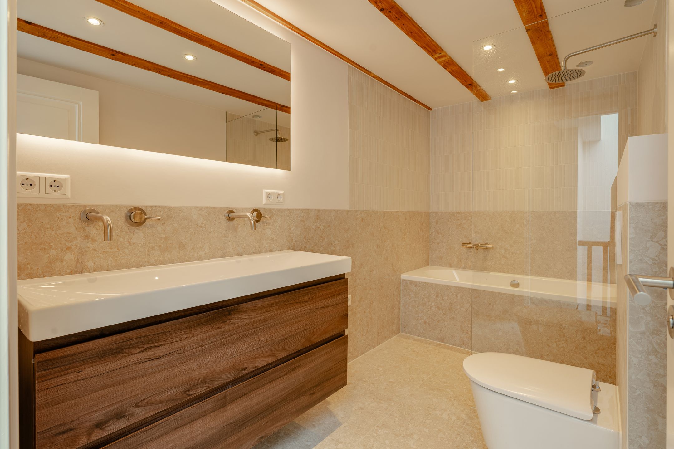 Photo 15 of Cornelis Trooststraat 29-4
