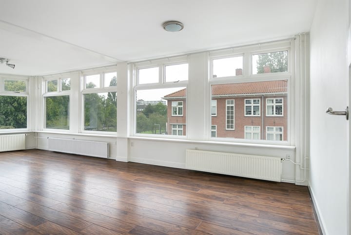 Foto 3 van Loeffstraat 12-B02