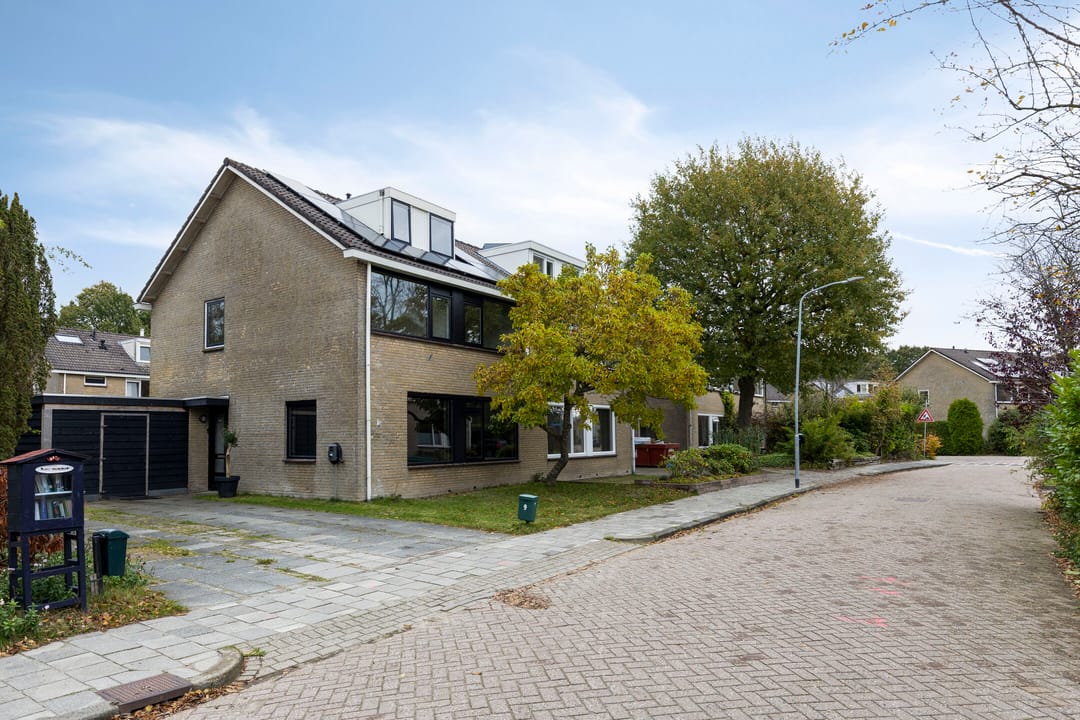 Photo 37 of Eikenlaan 9