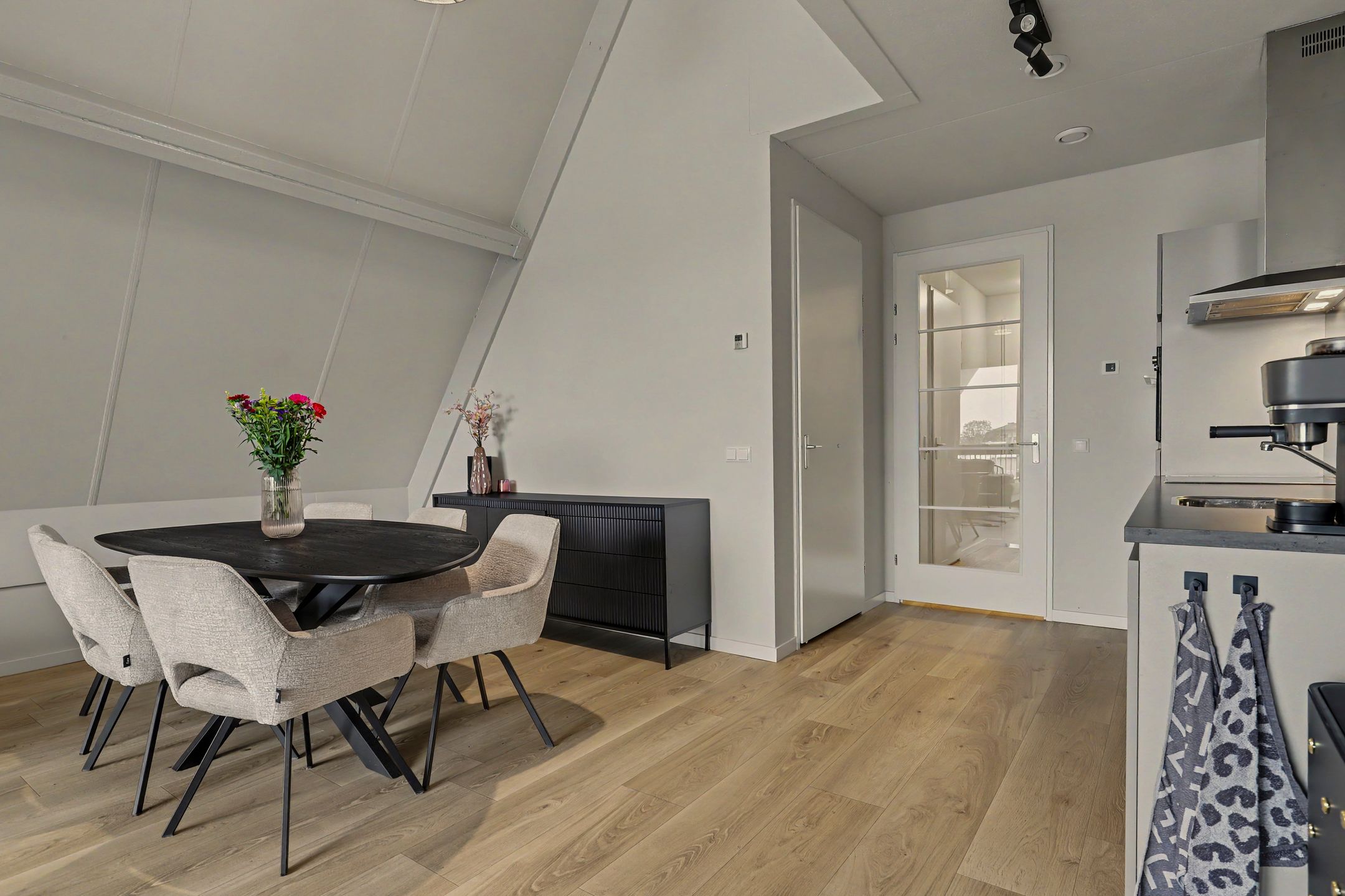 Photo 12 of Achterstraat 65