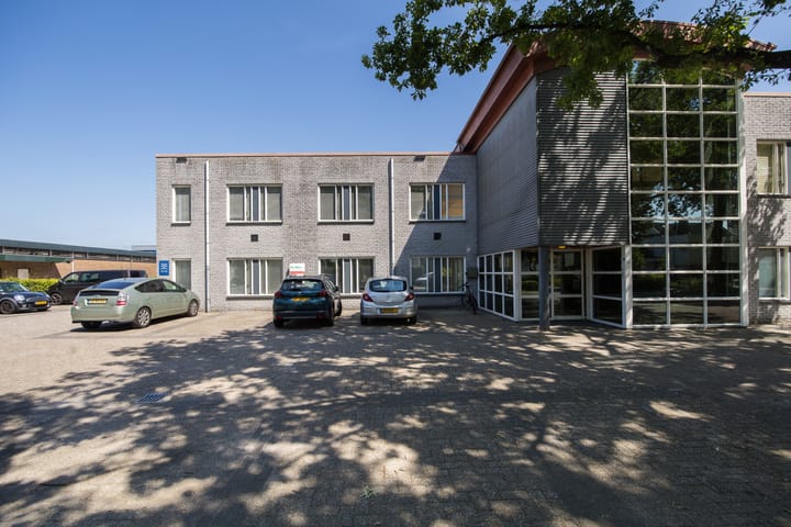 Drs. W. van Royenstraat 1-C