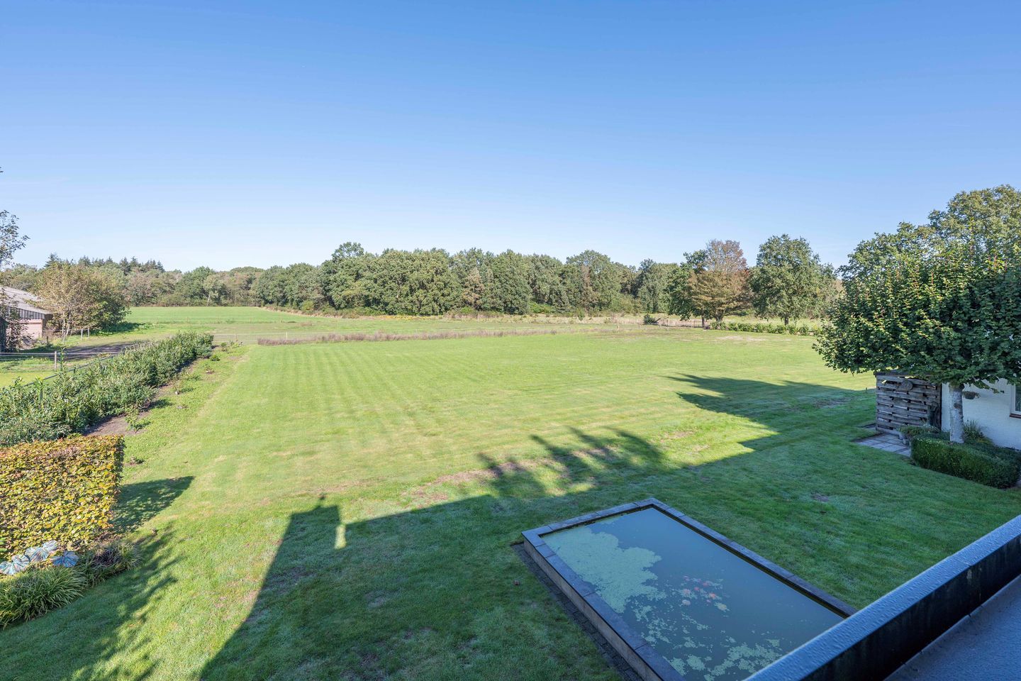 Photo 4 of Roosendaalsebaan 18