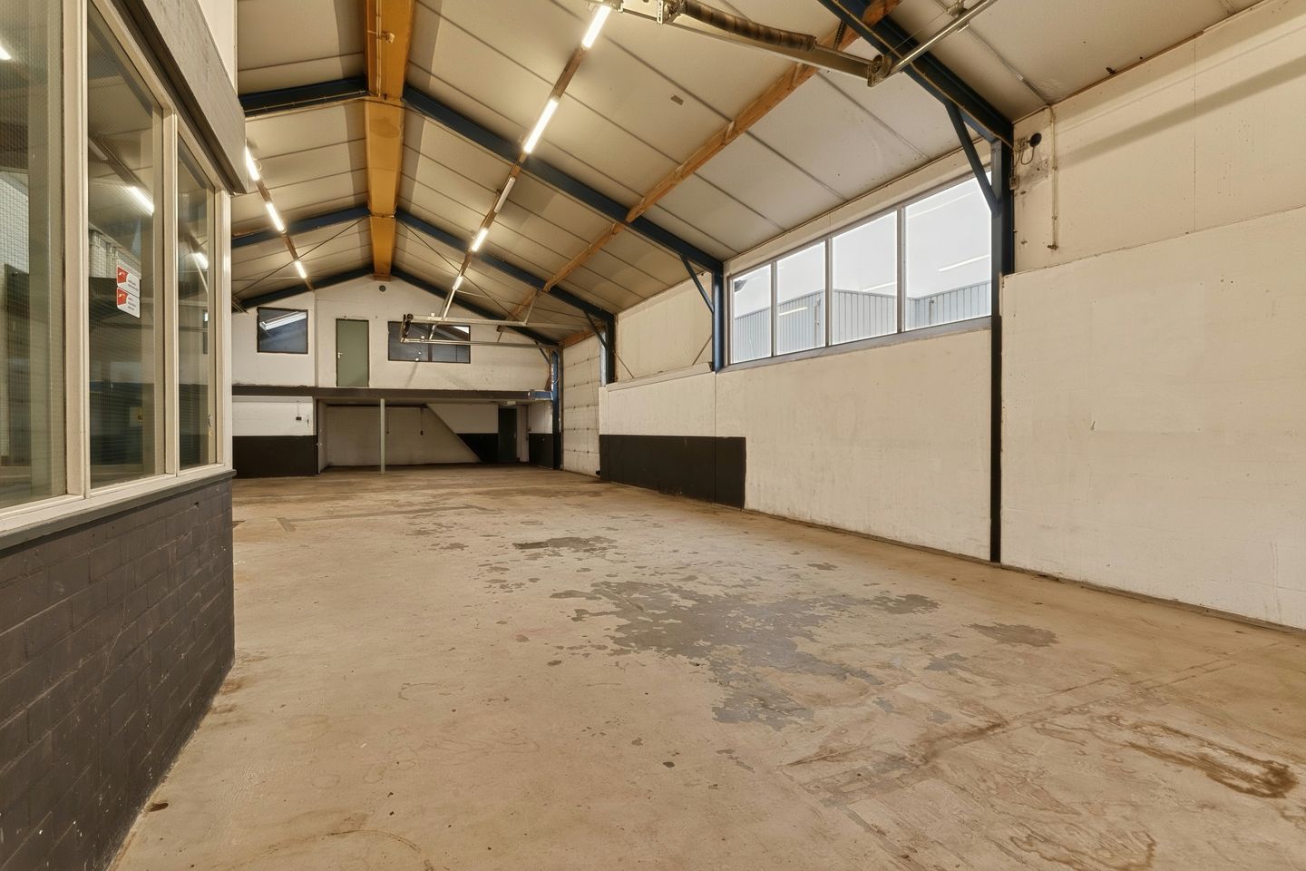 Bekijk foto 3 van Vlaardingenstraat 41