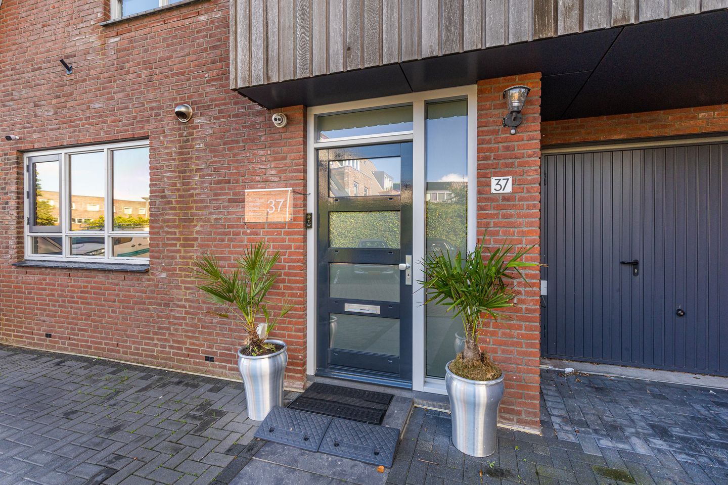Foto 49 van Zonnebloemstraat 37