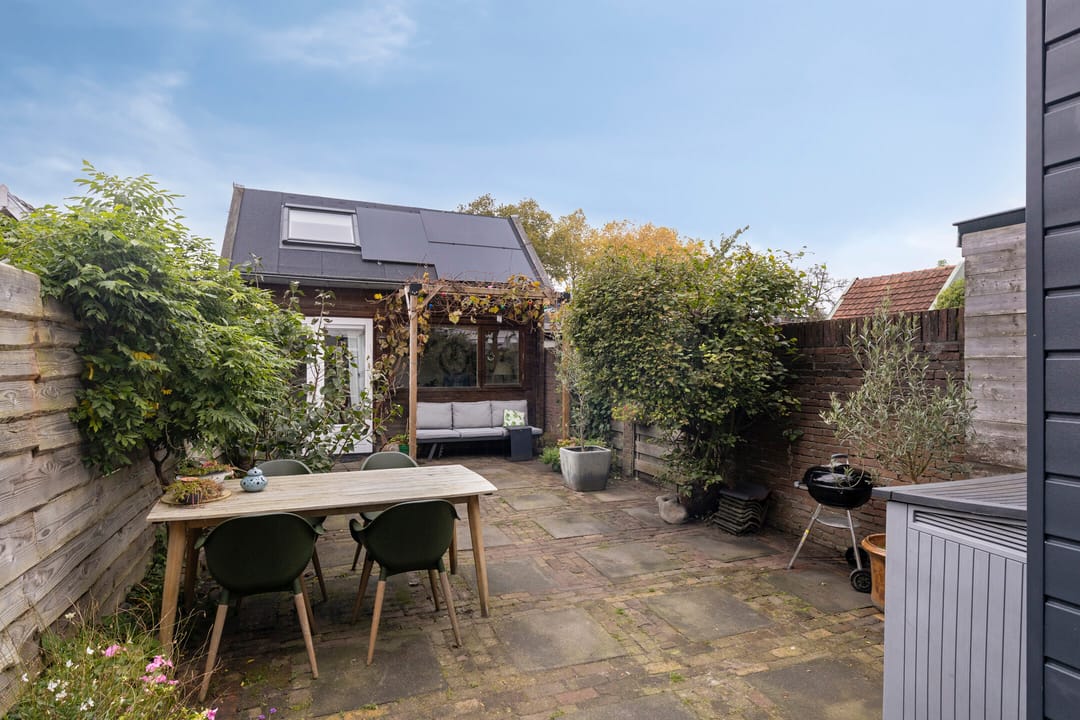 Photo 23 of Paulus Potterstraat 14