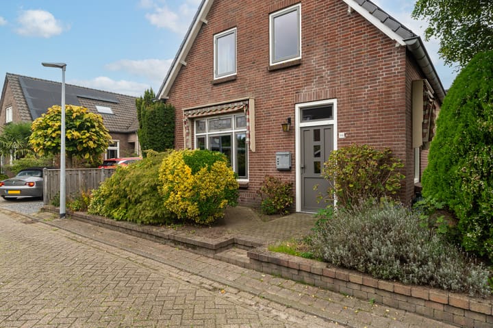 Foto 4 van Schoolstraat 46