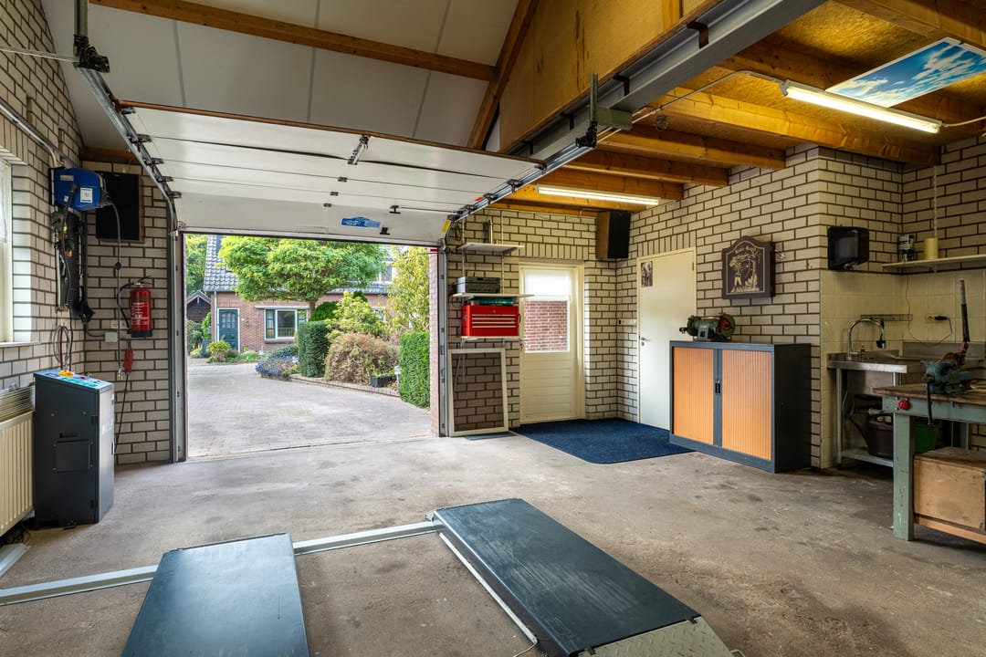Photo 28 of Schoolstraat 46