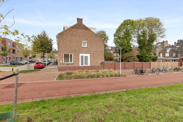 Foto 3 van Pastoor Wijnenweg 11