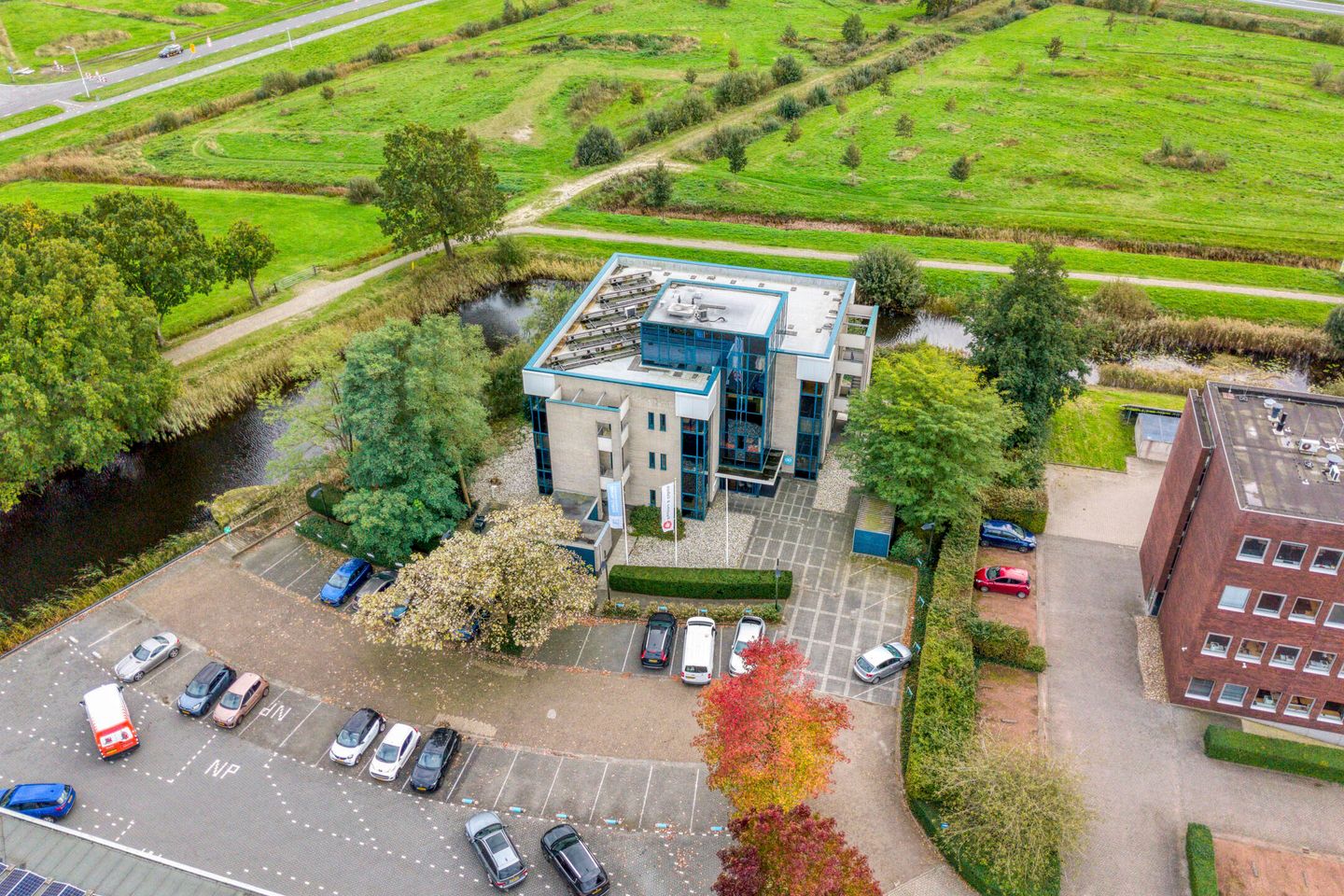 Bekijk foto 3 van Edisonweg 3
