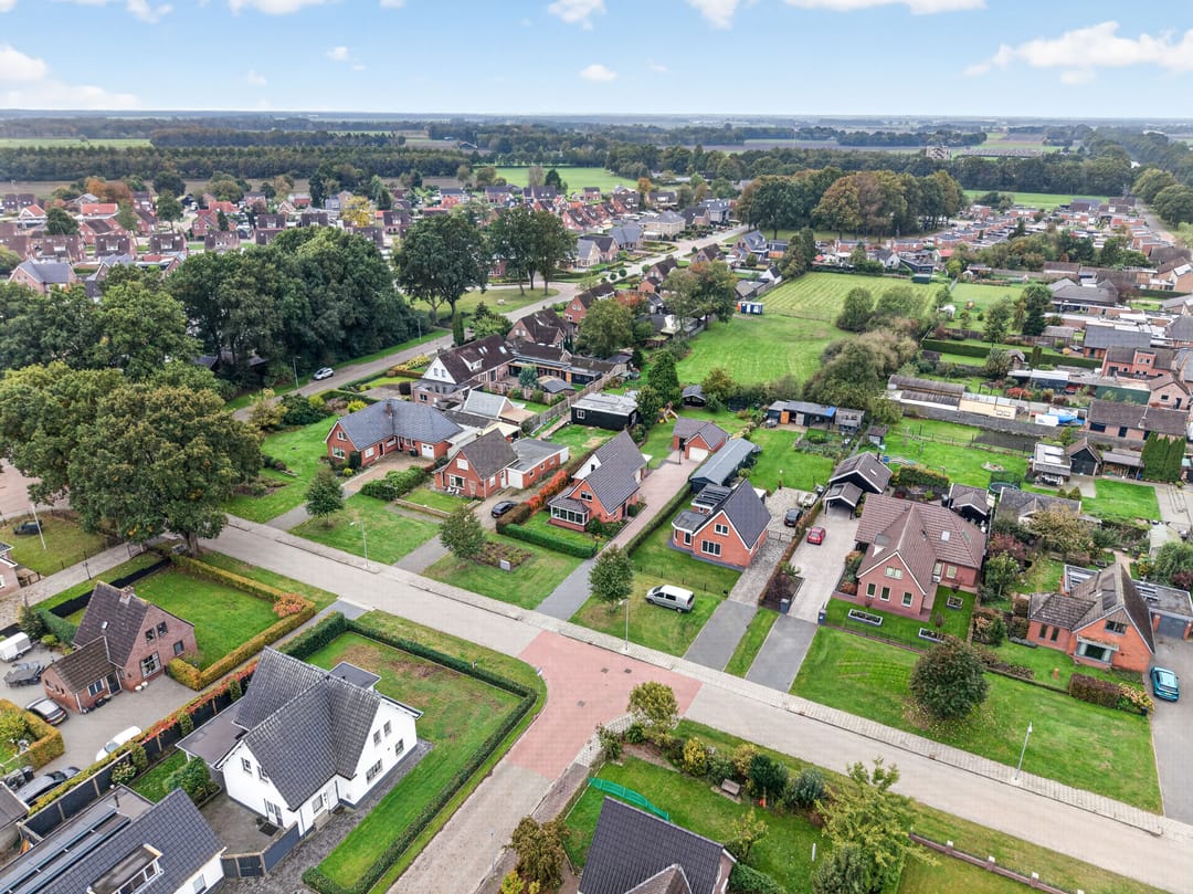 Photo 47 of De Metten 10