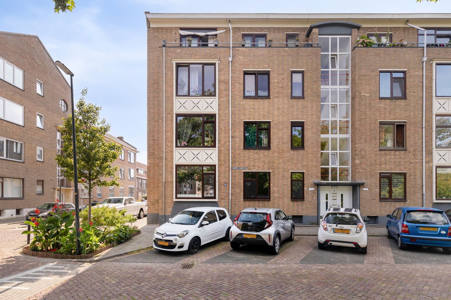 Foto 5 van Mendelssohnplein 26-A