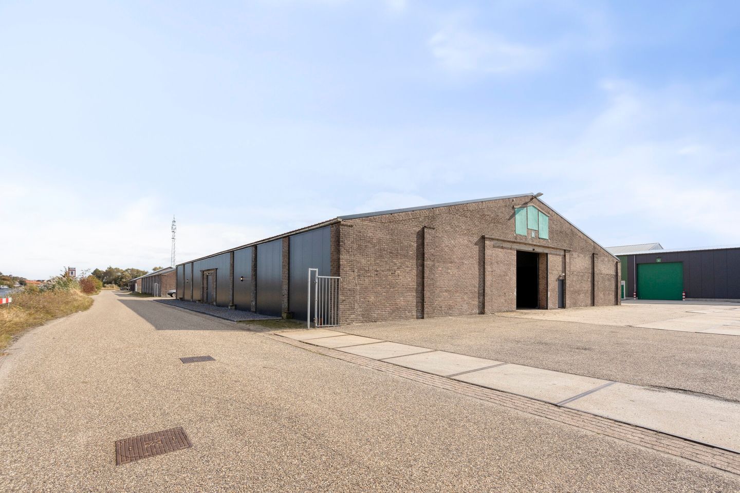 Bekijk foto 5 van Zuidelijke Industrieweg 20
