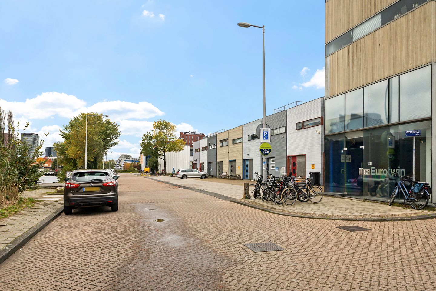 Bekijk foto 3 van Kropaarstraat 1-H