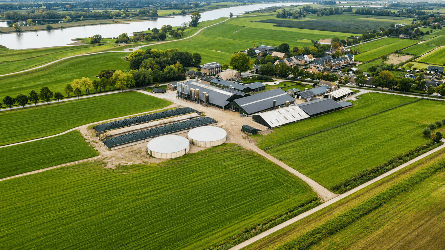 View photo 1 of Provincialeweg 67-A