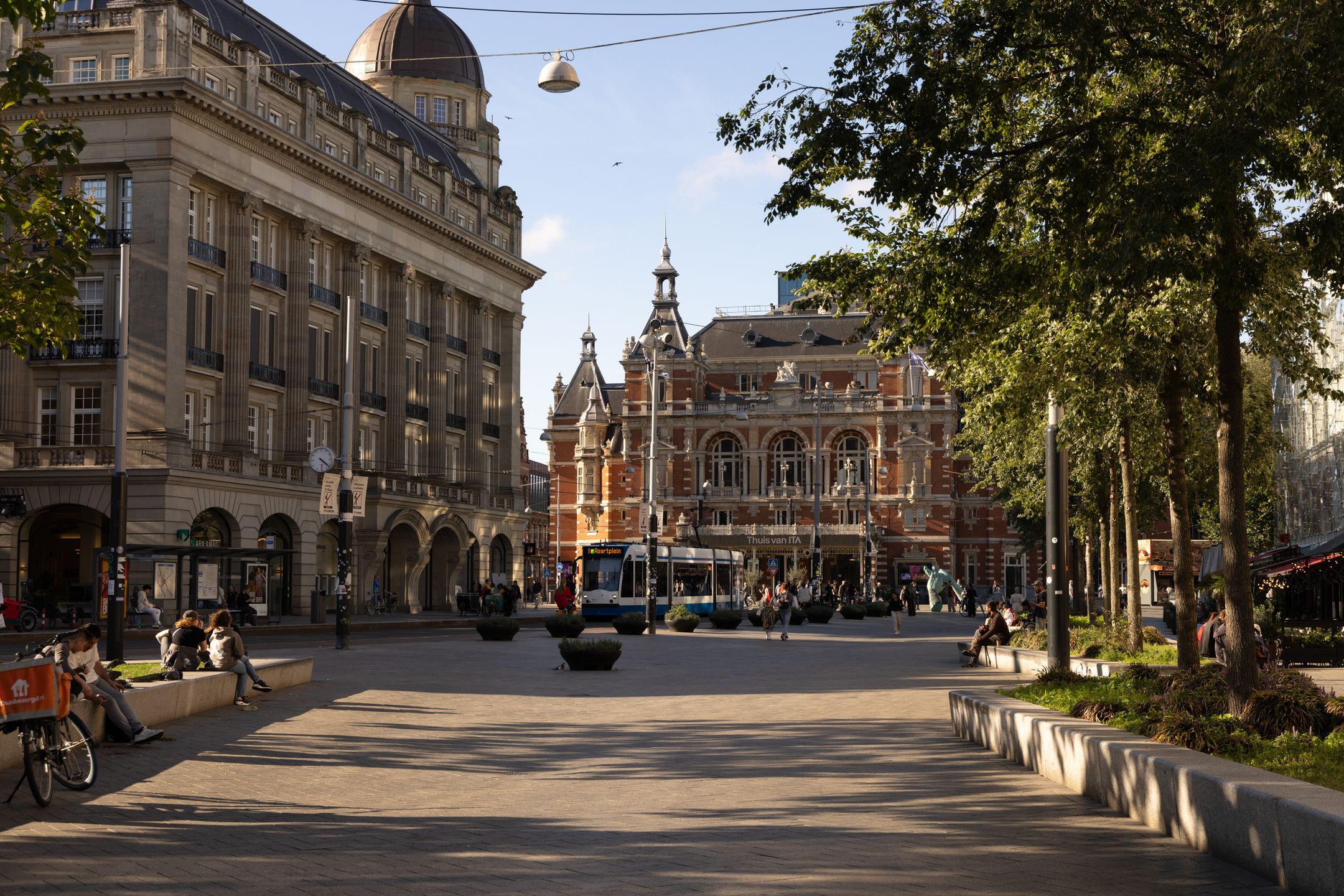 Photo 66 of Lange Leidsedwarsstraat 105-2